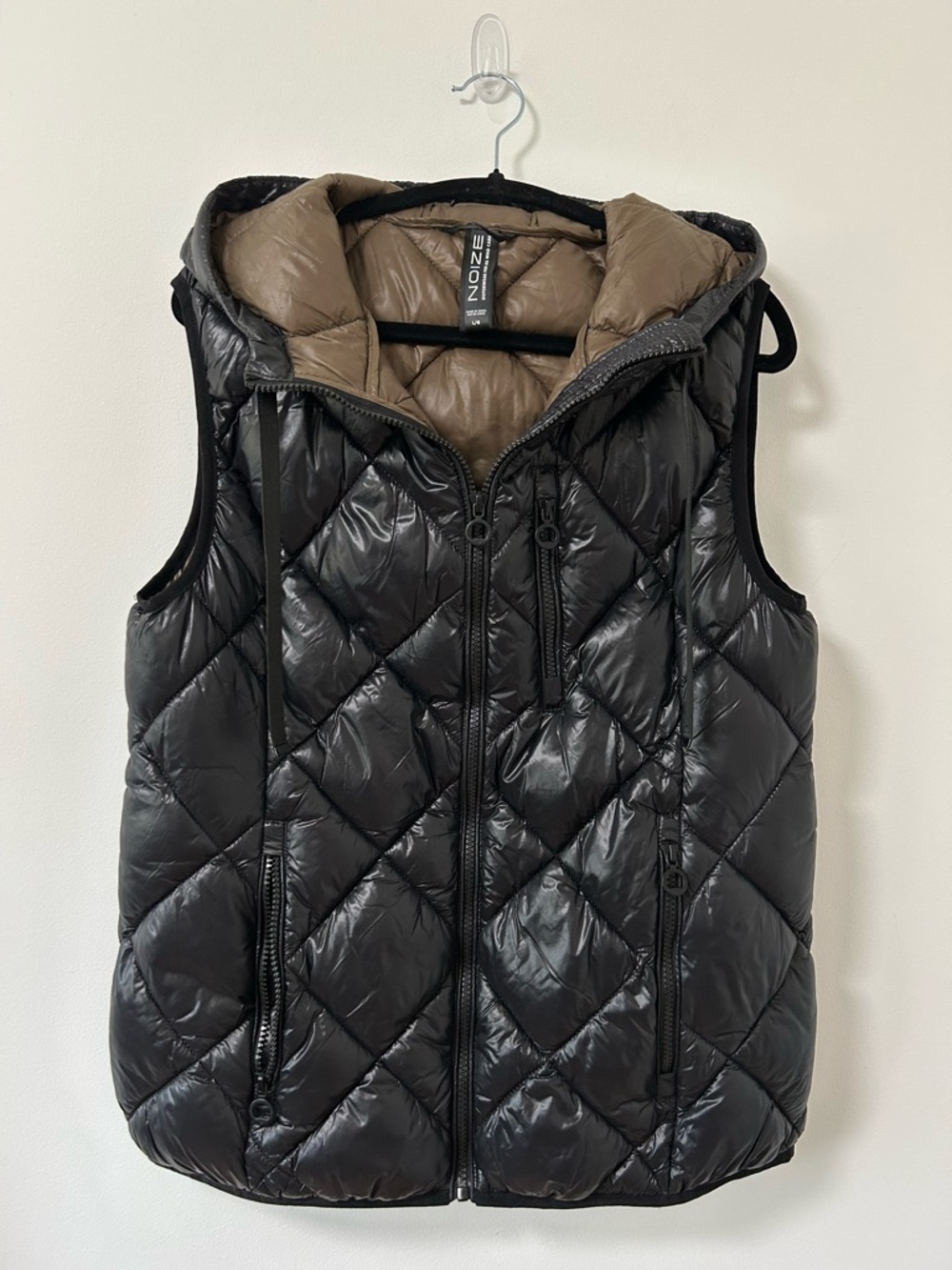 Noize Quilted Puffer Vest‎ - Black with Taupe Lining Hood